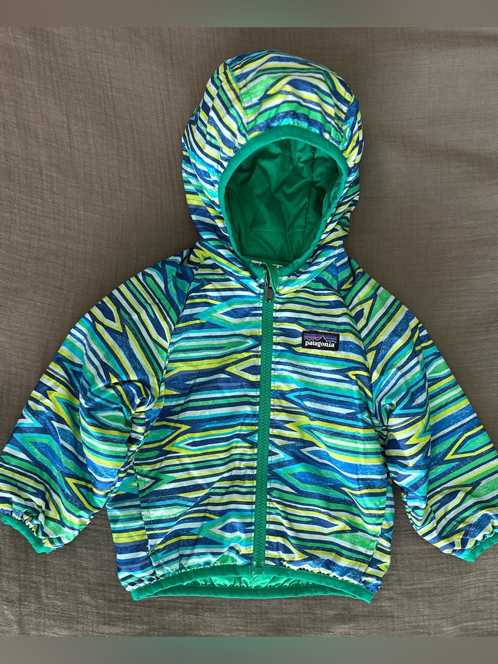 Patagonia Baby Reversible Puffer Winter Jacket Coat with Hood Size 6 months